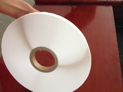 300米每卷包装的破坏性胶带