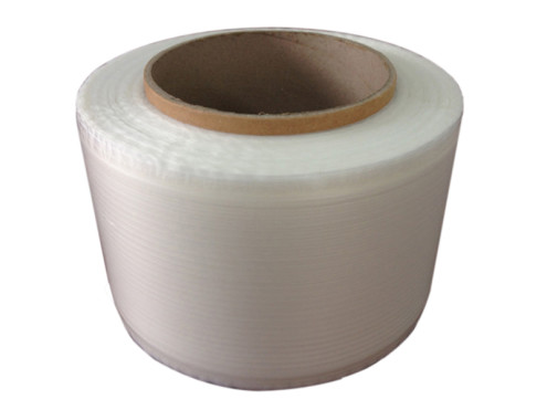 卷轴式包装的封缄胶带，通常为10000米。