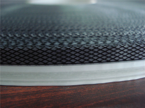 印刷黑色网格的封缄胶带。